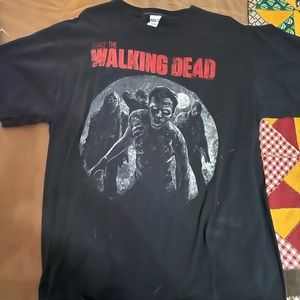 Walking Dead shirt size Large